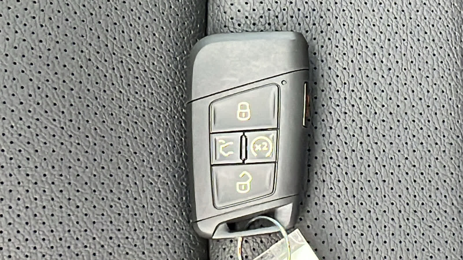 Thumbnail: 2025 Volkswagen Taos - 29