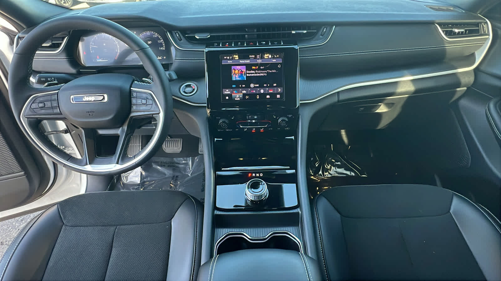 Thumbnail: 2025 Jeep Grand Cherokee L - 26