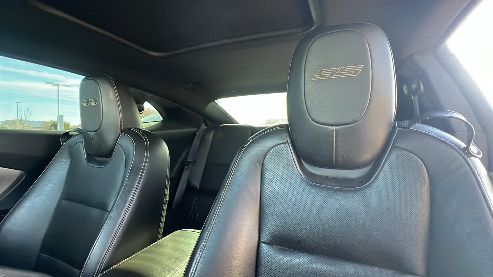 Thumbnail: 2011 Chevrolet Camaro - 11