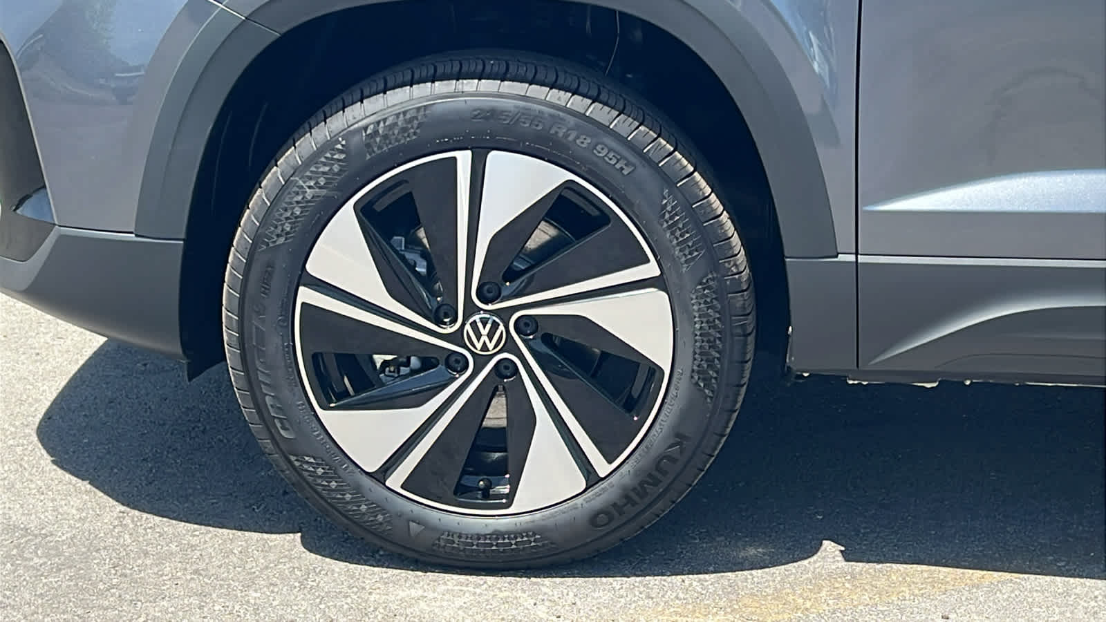 Thumbnail: 2026 Volkswagen Taos - 9