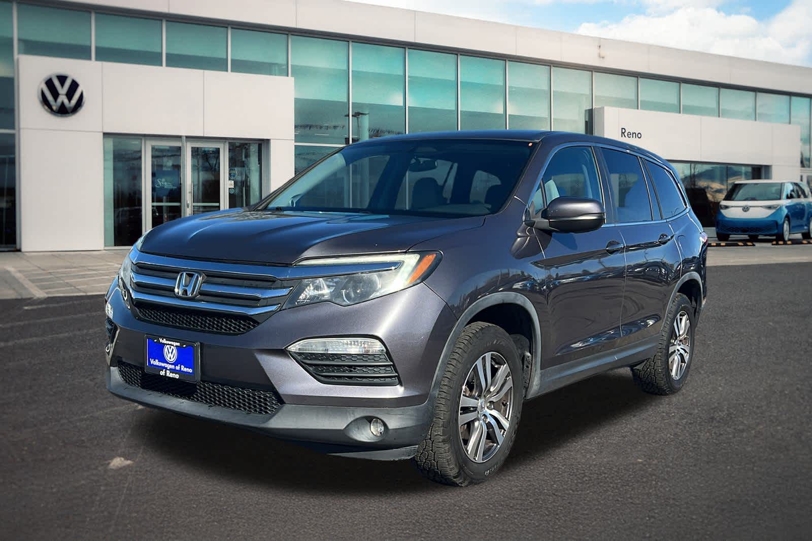 Thumbnail: 2017 Honda Pilot - 1