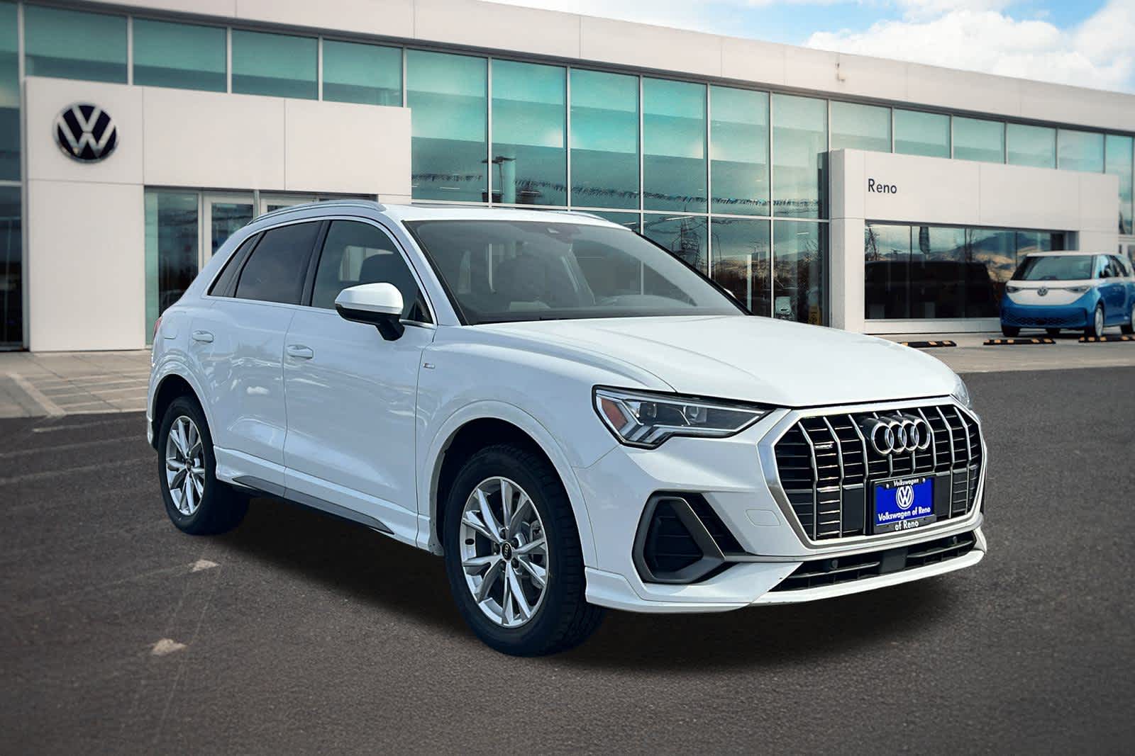 Thumbnail: 2023 Audi Q3 - 3
