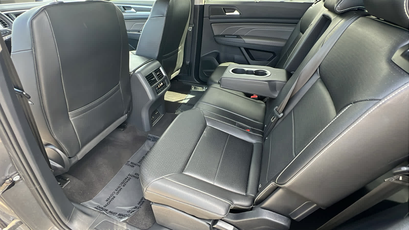 Thumbnail: 2021 Volkswagen Atlas - 24