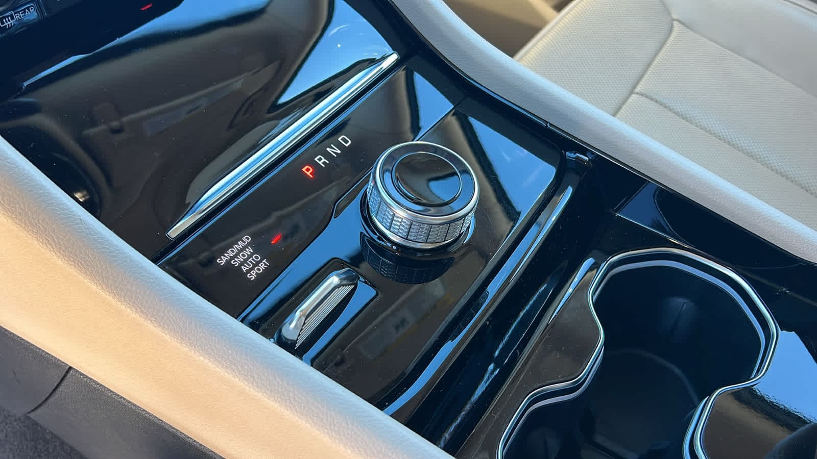 Thumbnail: 2022 Jeep Grand Cherokee - 13