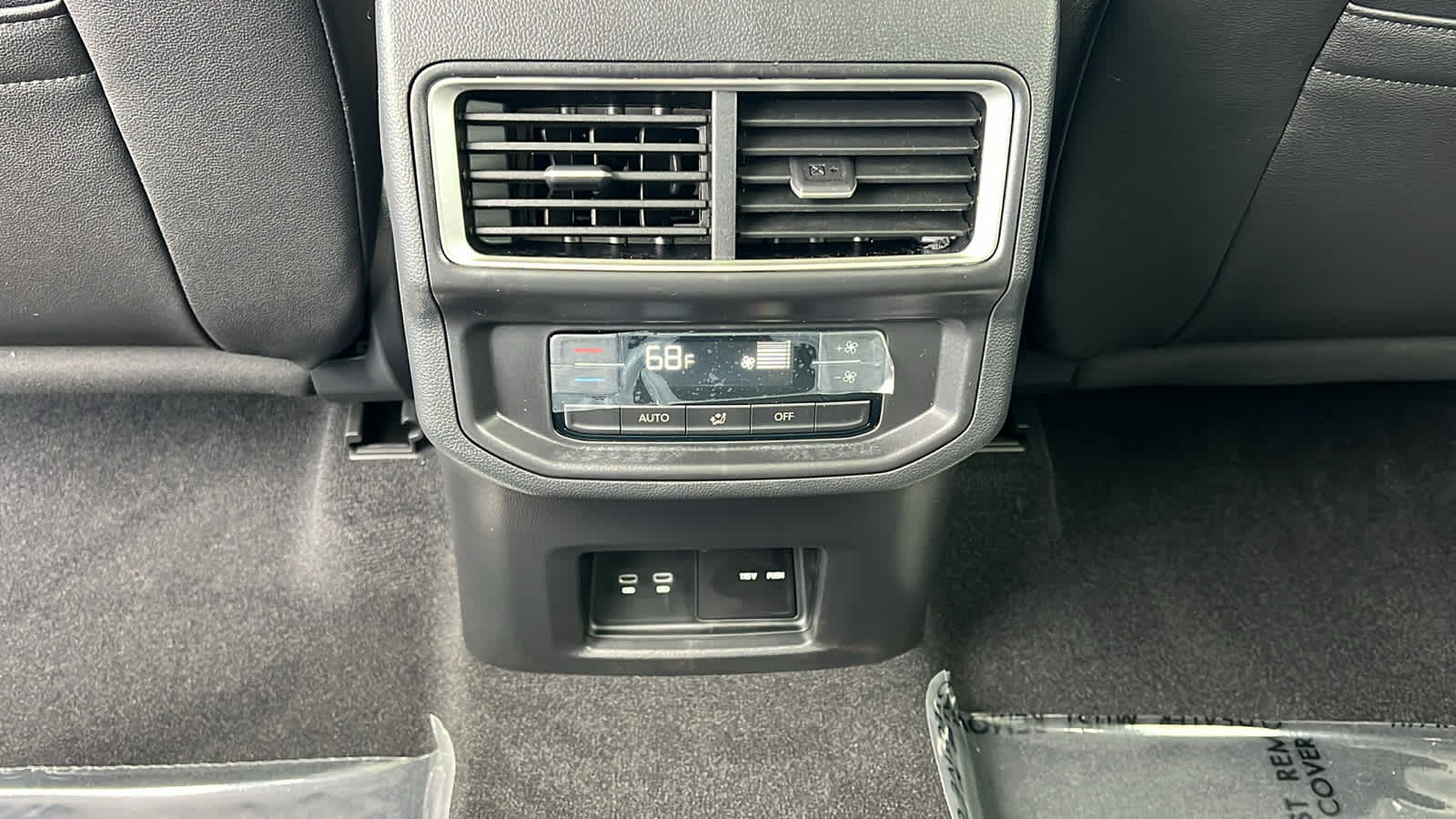 Thumbnail: 2026 Volkswagen Atlas - 25