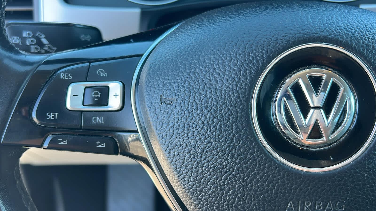 Thumbnail: 2018 Volkswagen Atlas - 19