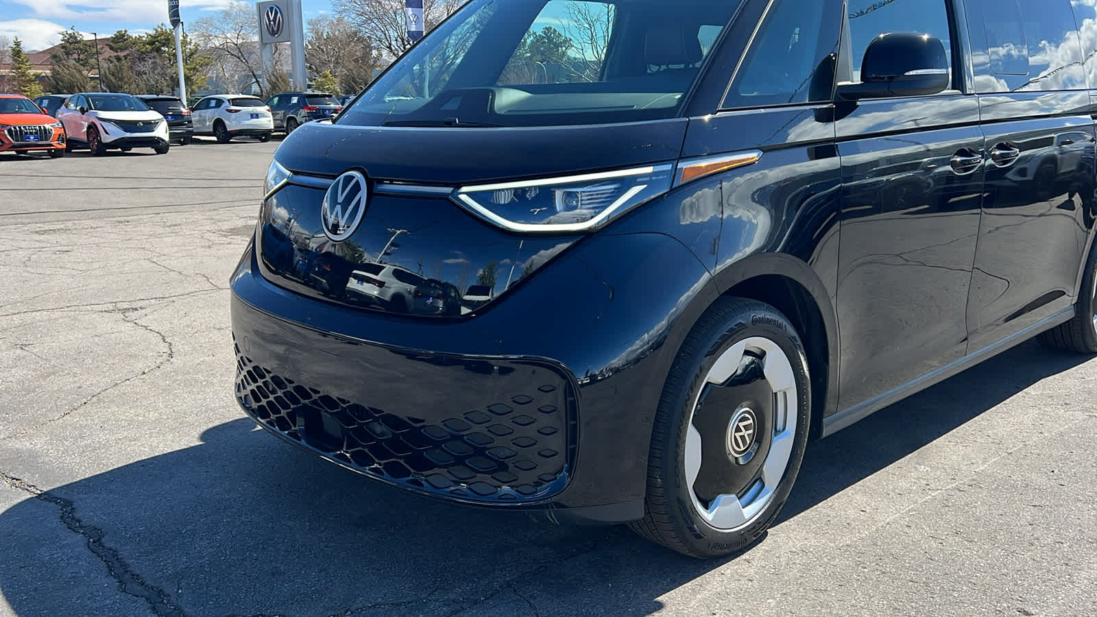 Thumbnail: 2025 Volkswagen ID.Buzz - 22