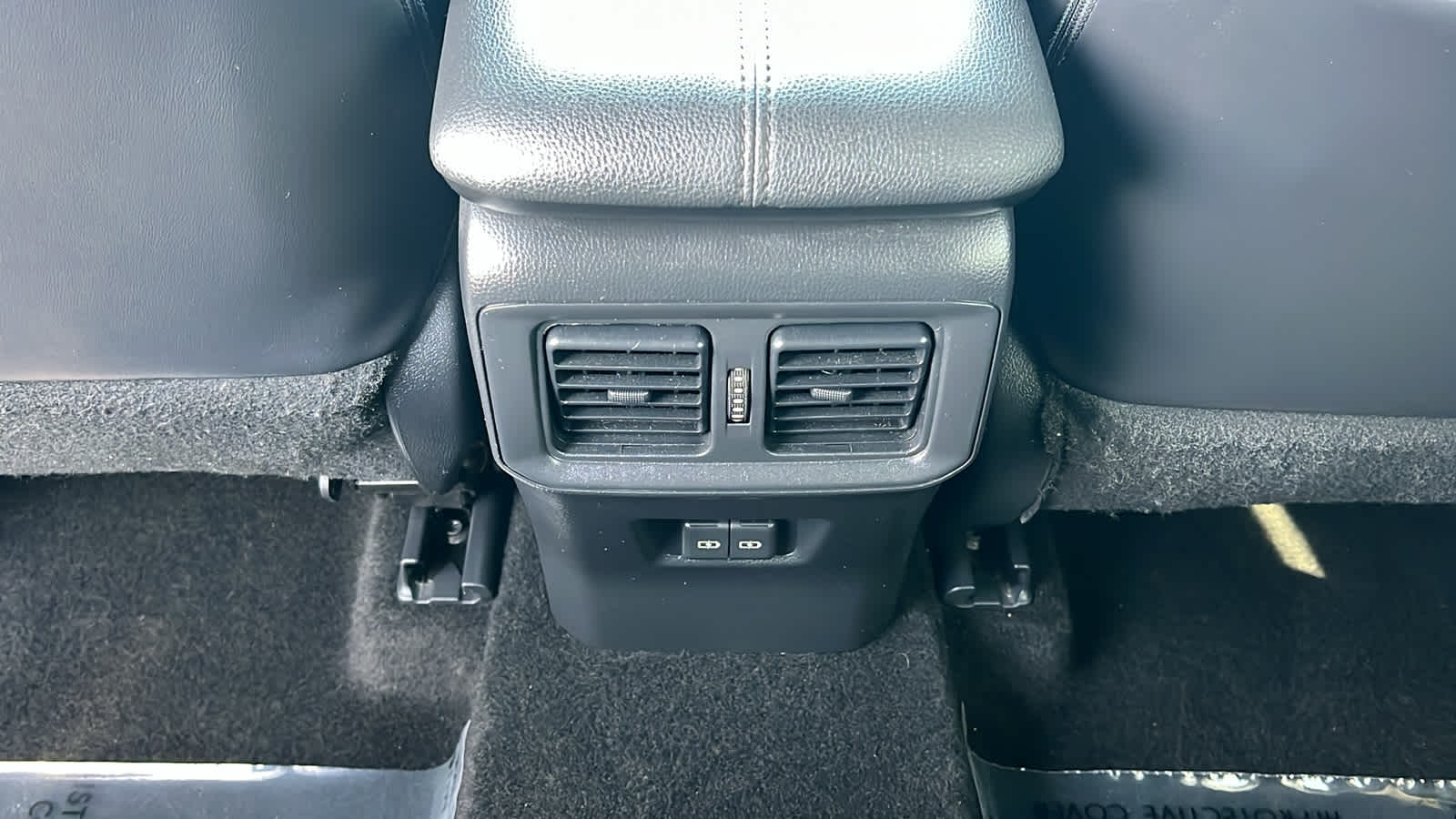 Thumbnail: 2024 Toyota RAV4 - 25