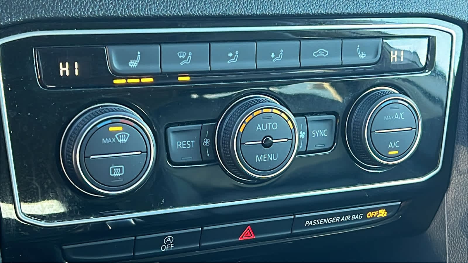 Thumbnail: 2022 Volkswagen Atlas - 14