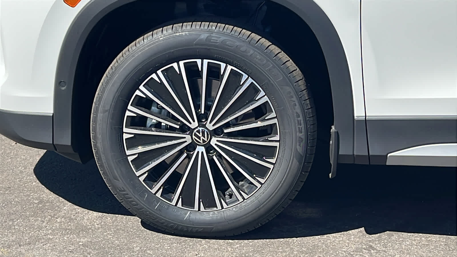 Thumbnail: 2026 Volkswagen Tiguan - 9