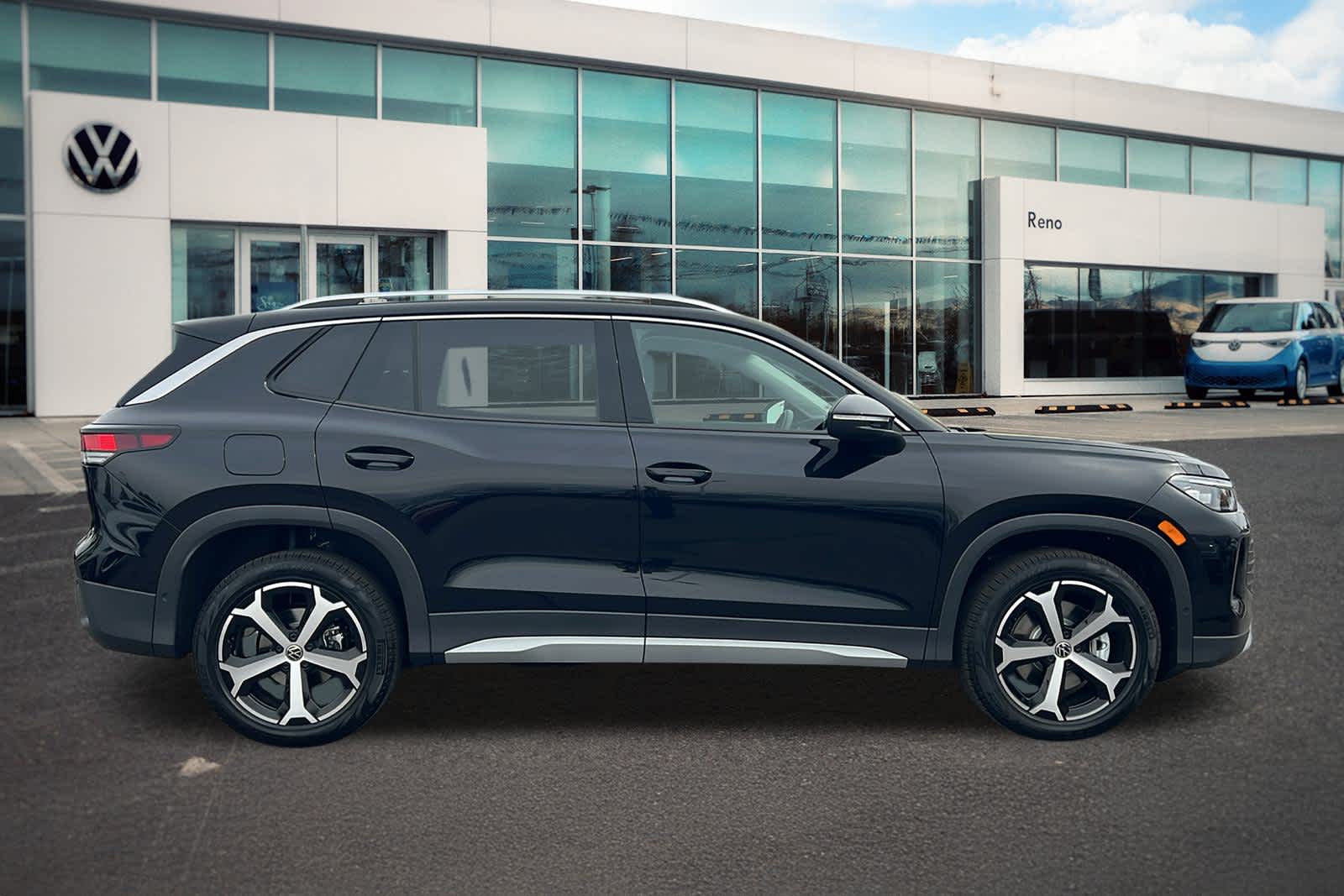 Thumbnail: 2026 Volkswagen Tiguan - 4