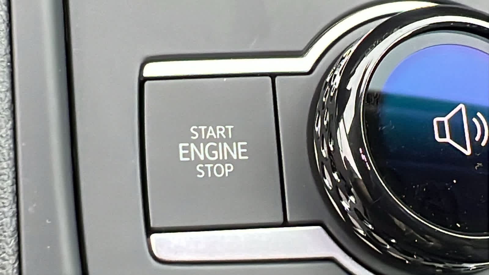 Thumbnail: 2026 Volkswagen Tiguan - 17