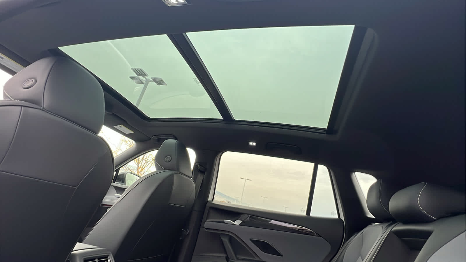 Thumbnail: 2026 Volkswagen Tiguan - 31