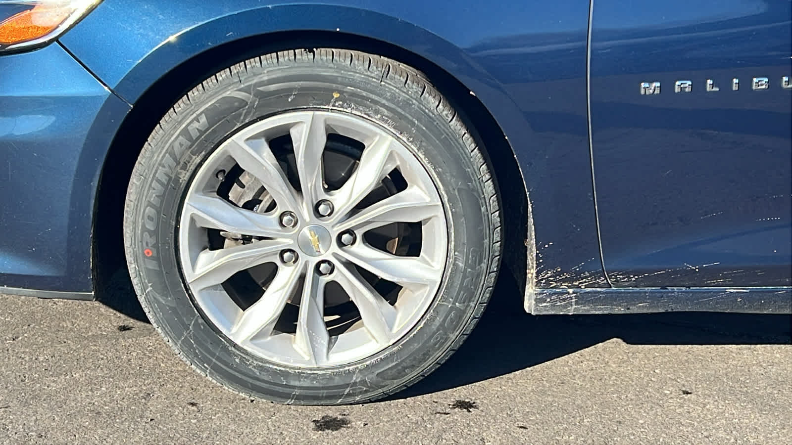 Thumbnail: 2019 Chevrolet Malibu - 9