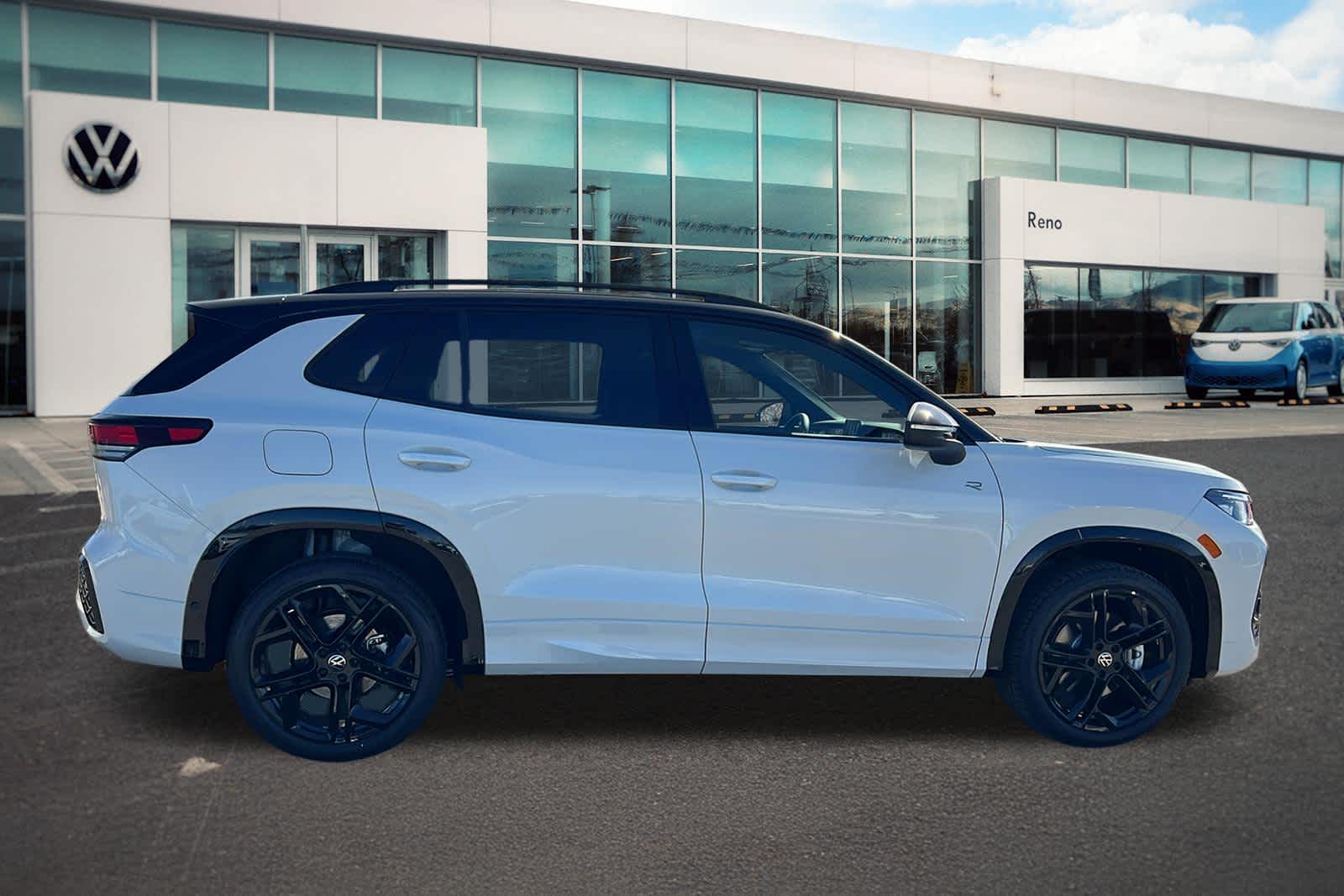 Thumbnail: 2026 Volkswagen Tiguan - 4