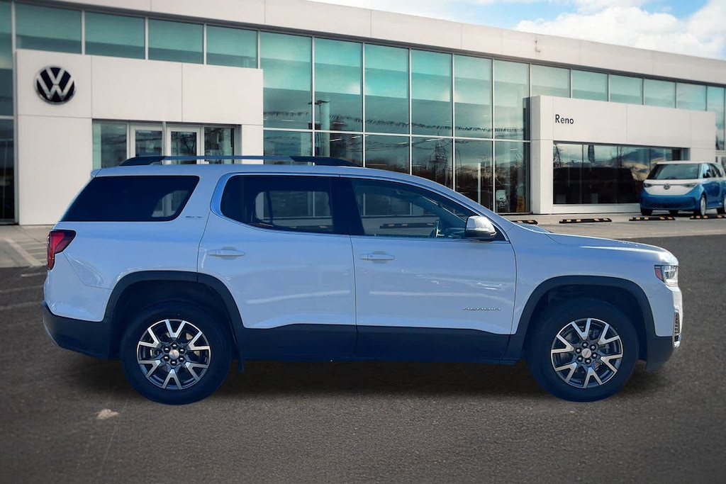 Used 2023 GMC Acadia SLT SUV