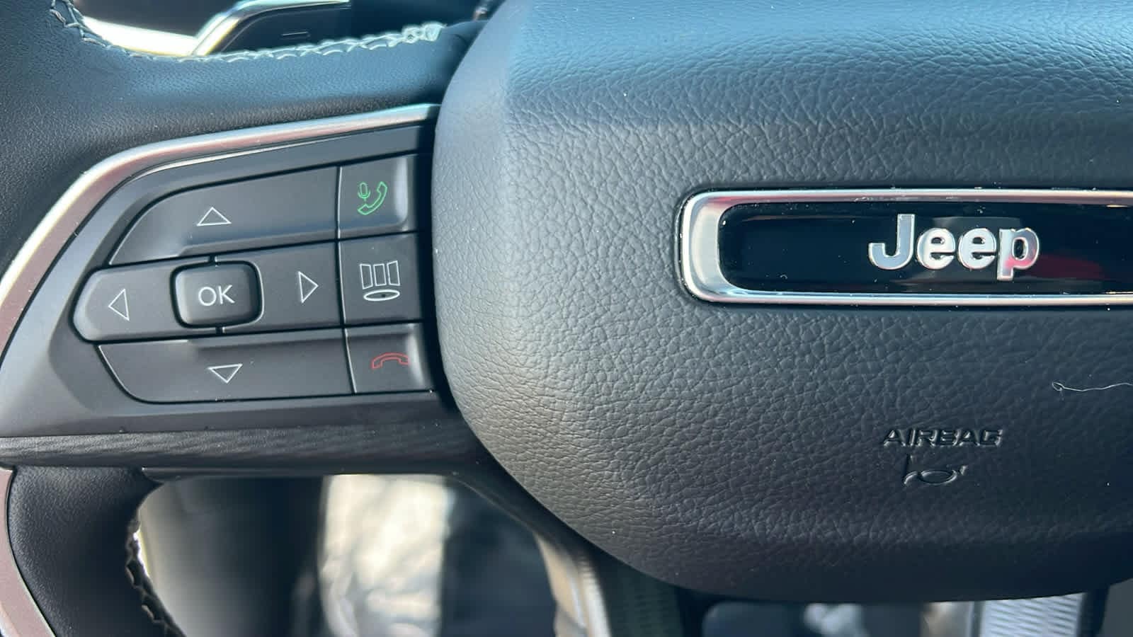 Thumbnail: 2025 Jeep Grand Cherokee L - 19