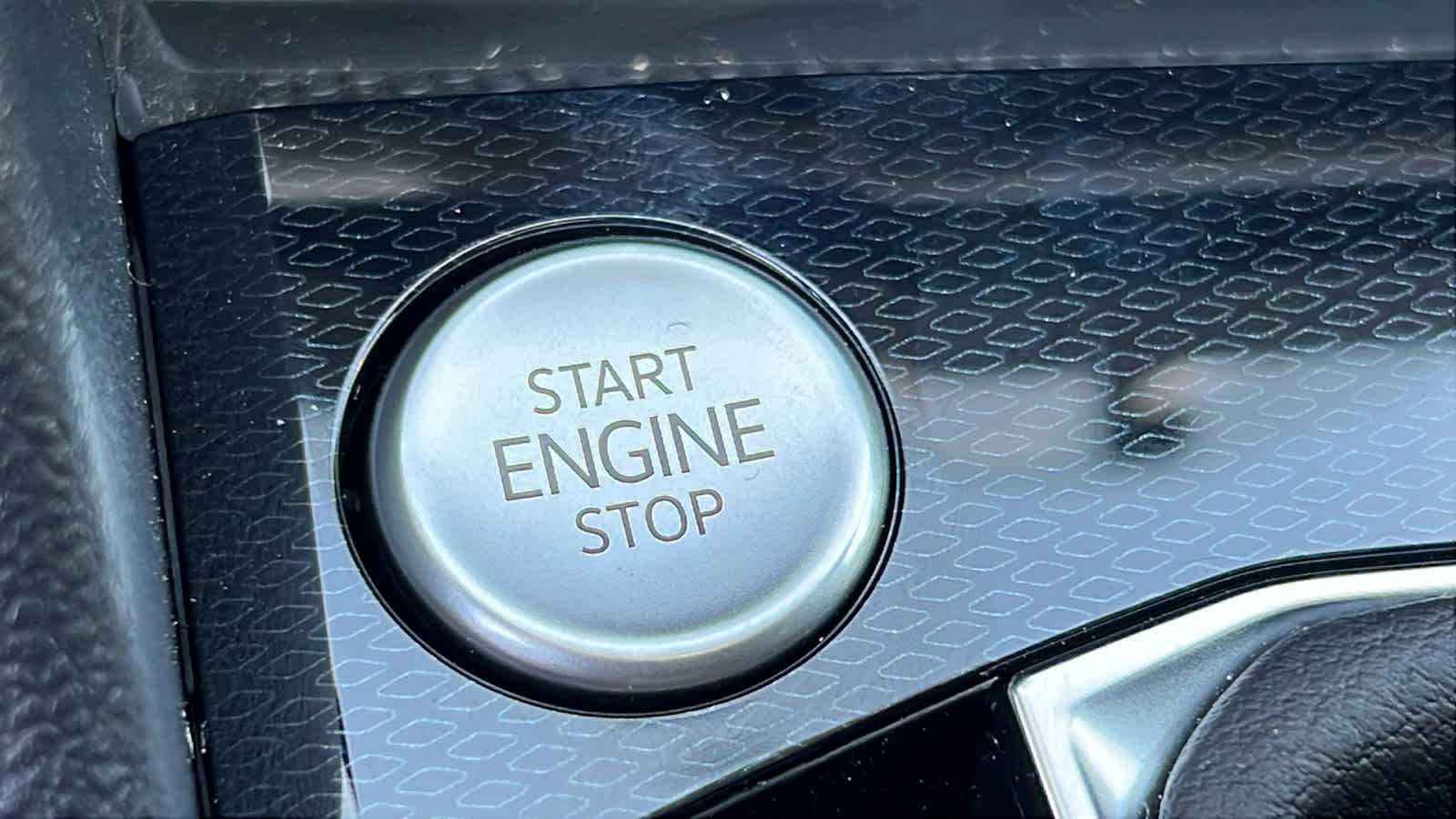 Thumbnail: 2025 Volkswagen Taos - 17