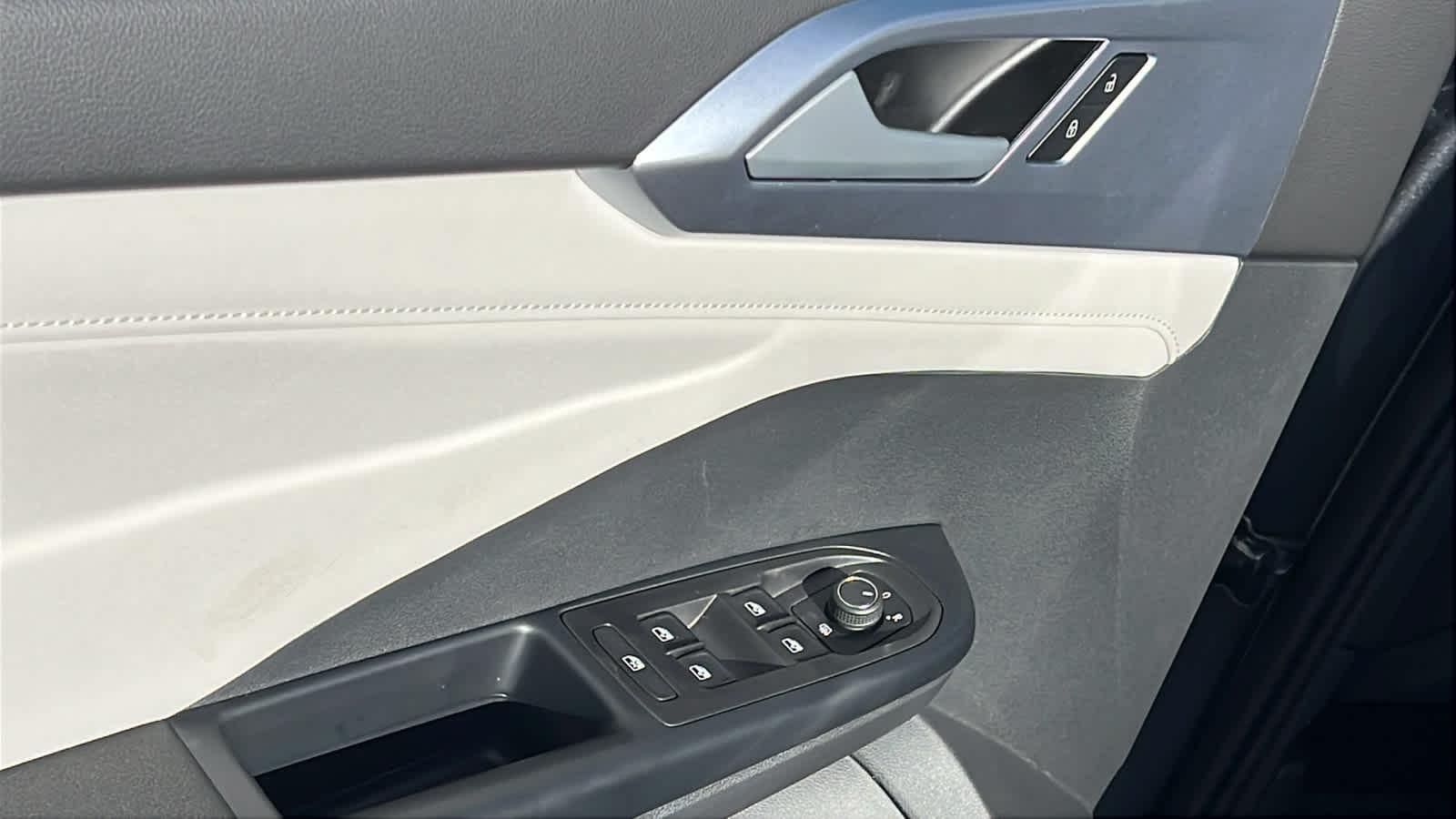 Thumbnail: 2026 Volkswagen Taos - 22