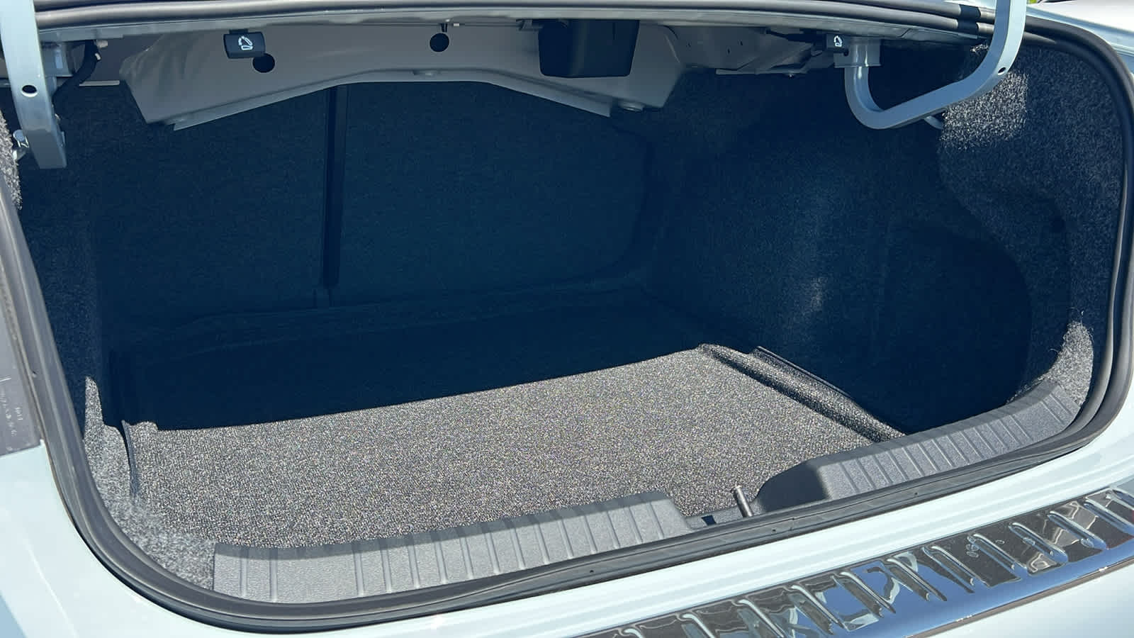 Thumbnail: 2025 Volkswagen Jetta - 27