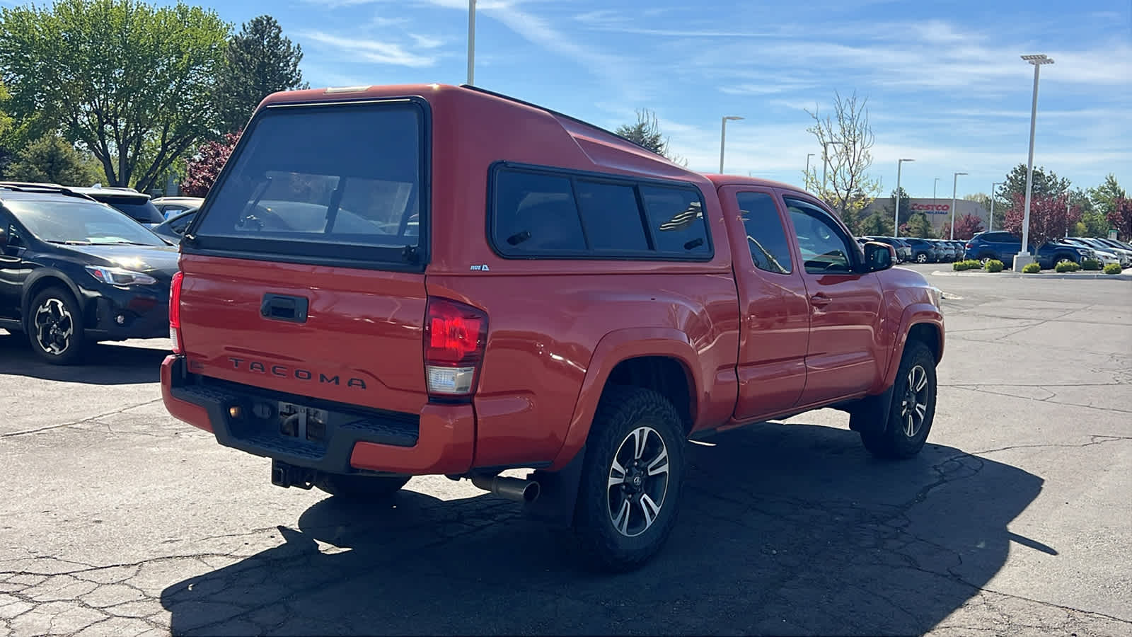 Thumbnail: 2016 Toyota Tacoma - 5