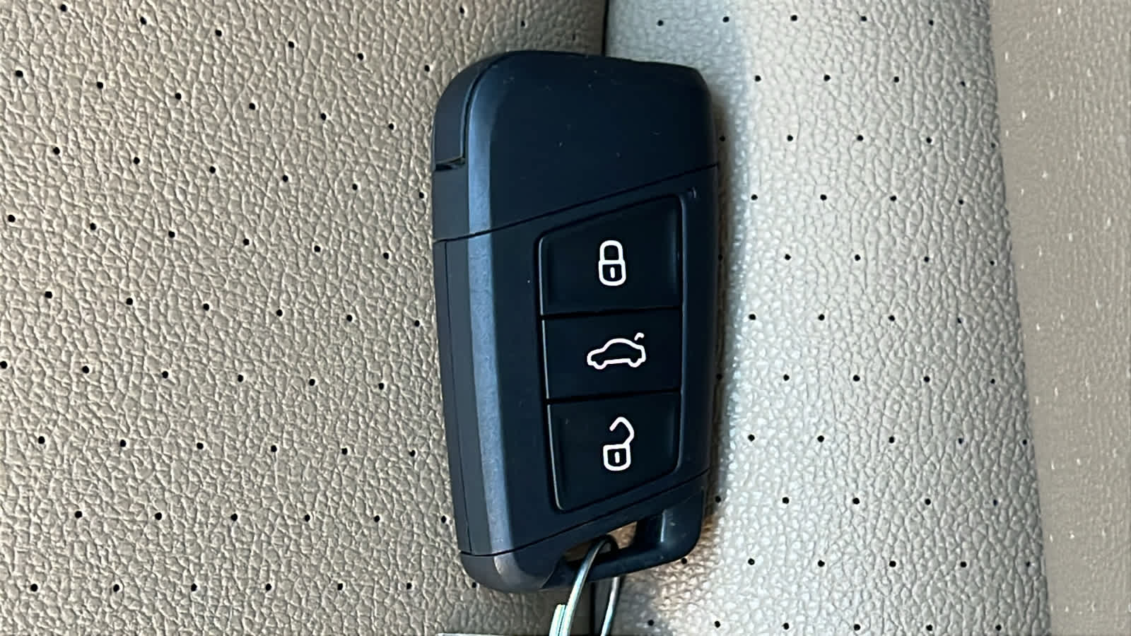 Thumbnail: 2021 Volkswagen Atlas - 29