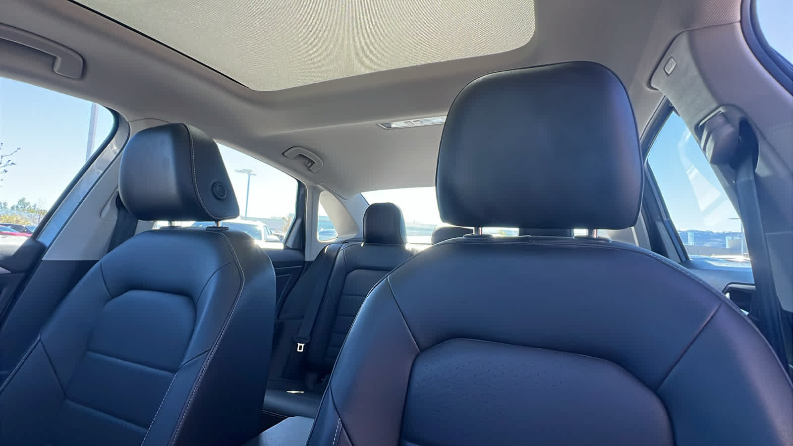 Thumbnail: 2021 Volkswagen Jetta - 11