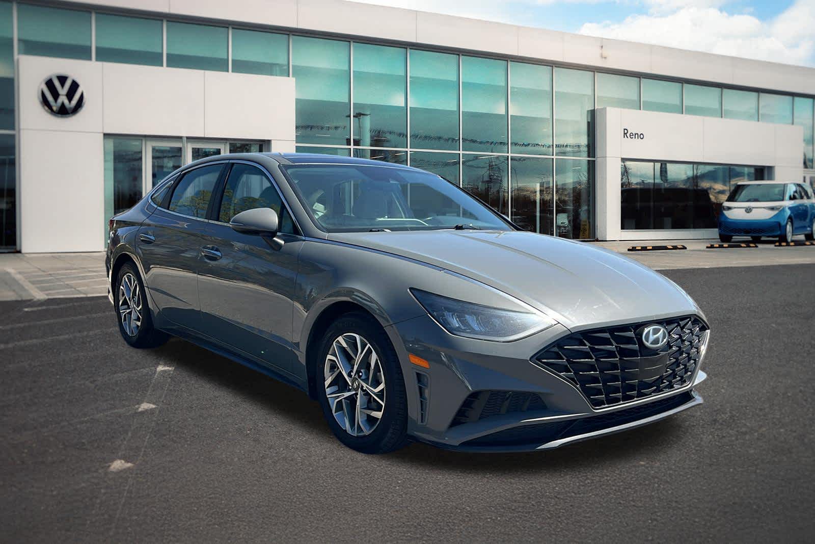 Thumbnail: 2021 Hyundai Sonata - 3