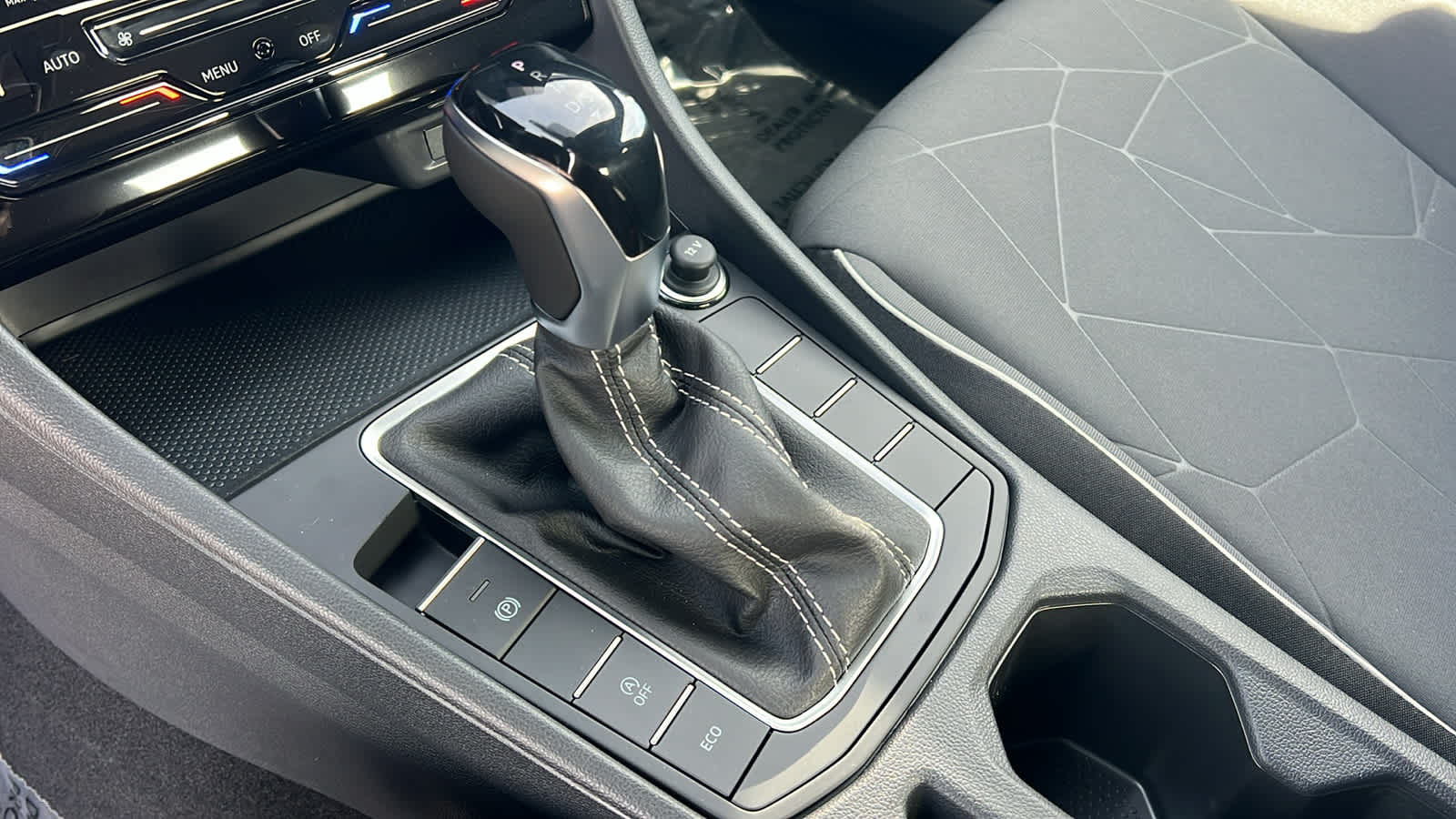 Thumbnail: 2026 Volkswagen Jetta - 13