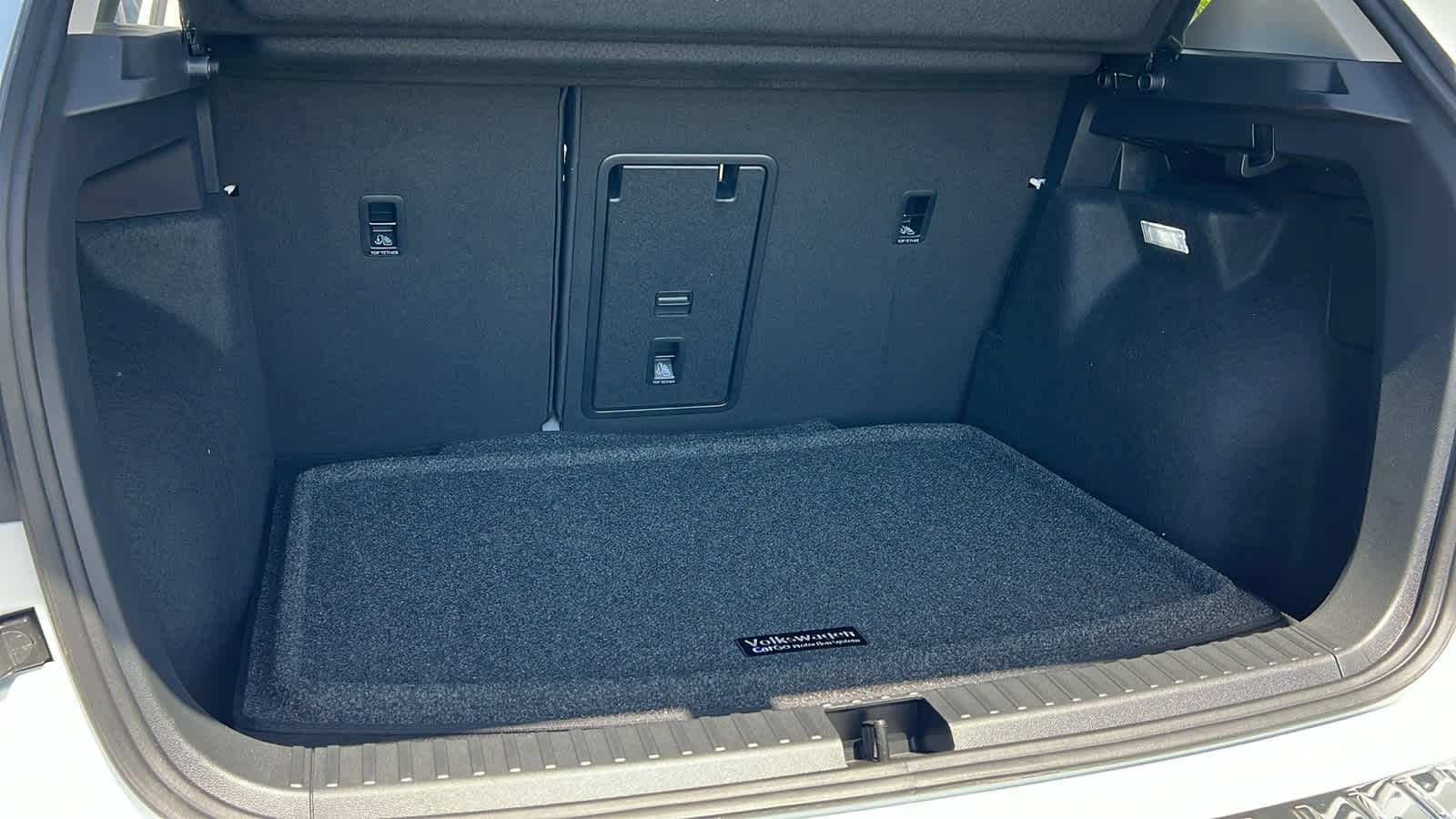 Thumbnail: 2025 Volkswagen Taos - 27