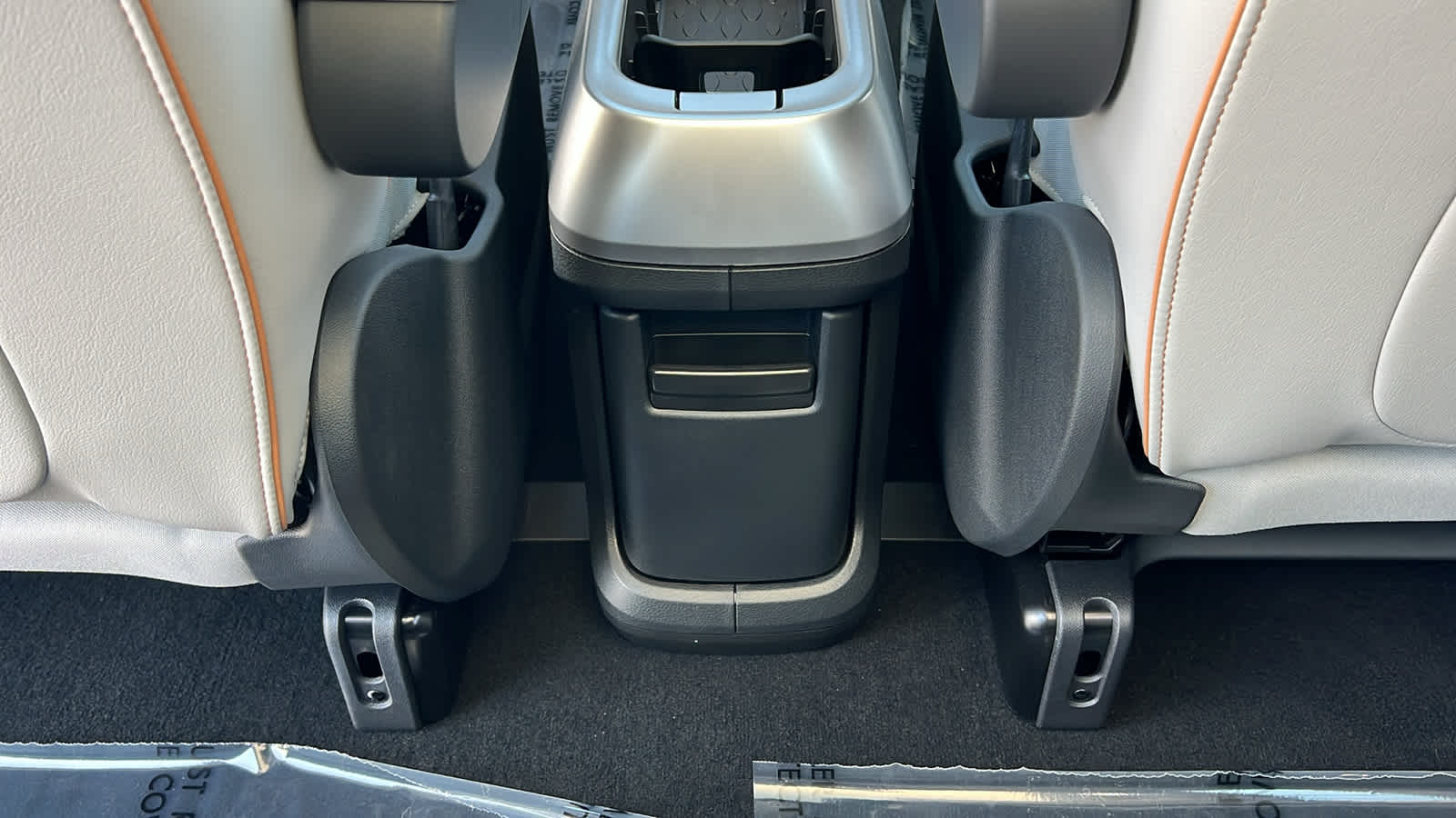 Thumbnail: 2025 Volkswagen ID.Buzz - 25