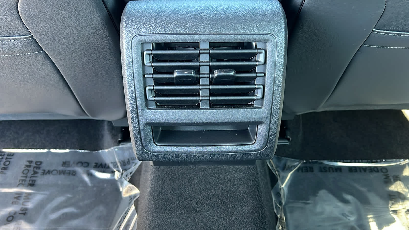 Thumbnail: 2025 Volkswagen Golf - 25