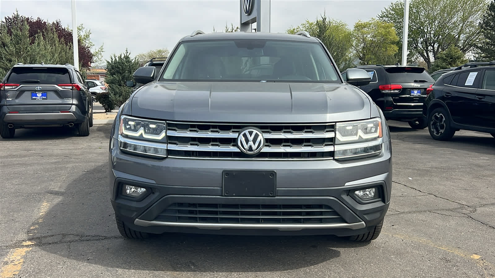 Thumbnail: 2018 Volkswagen Atlas - 2