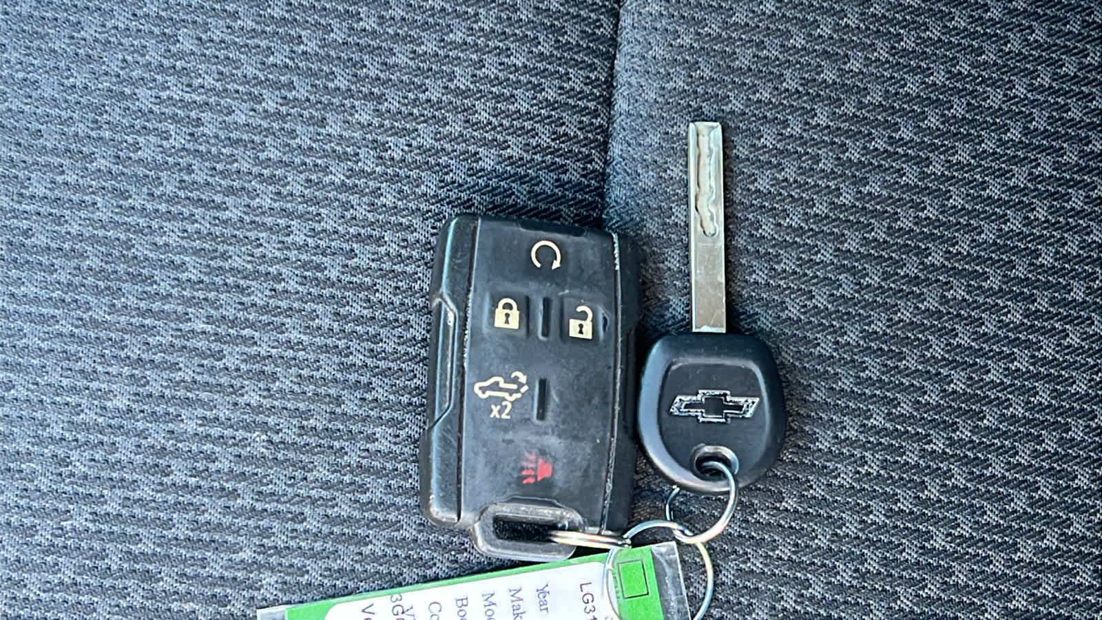 Thumbnail: 2020 Chevrolet Silverado 1500 - 28