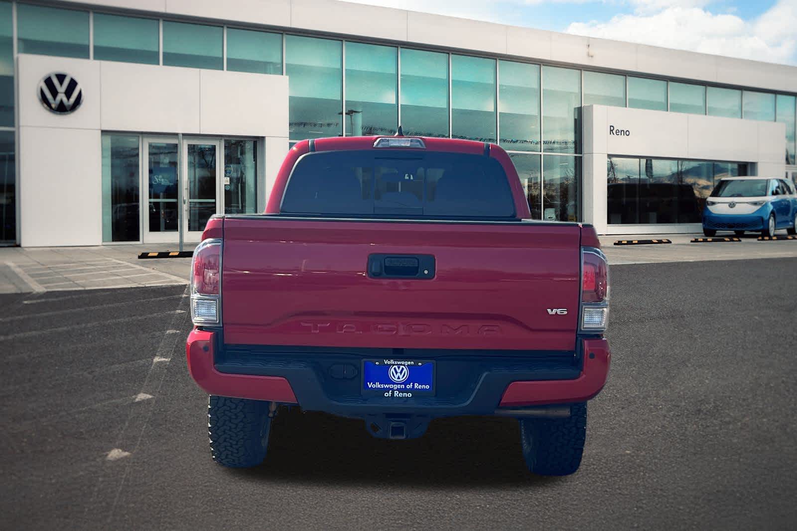 Thumbnail: 2022 Toyota Tacoma - 6