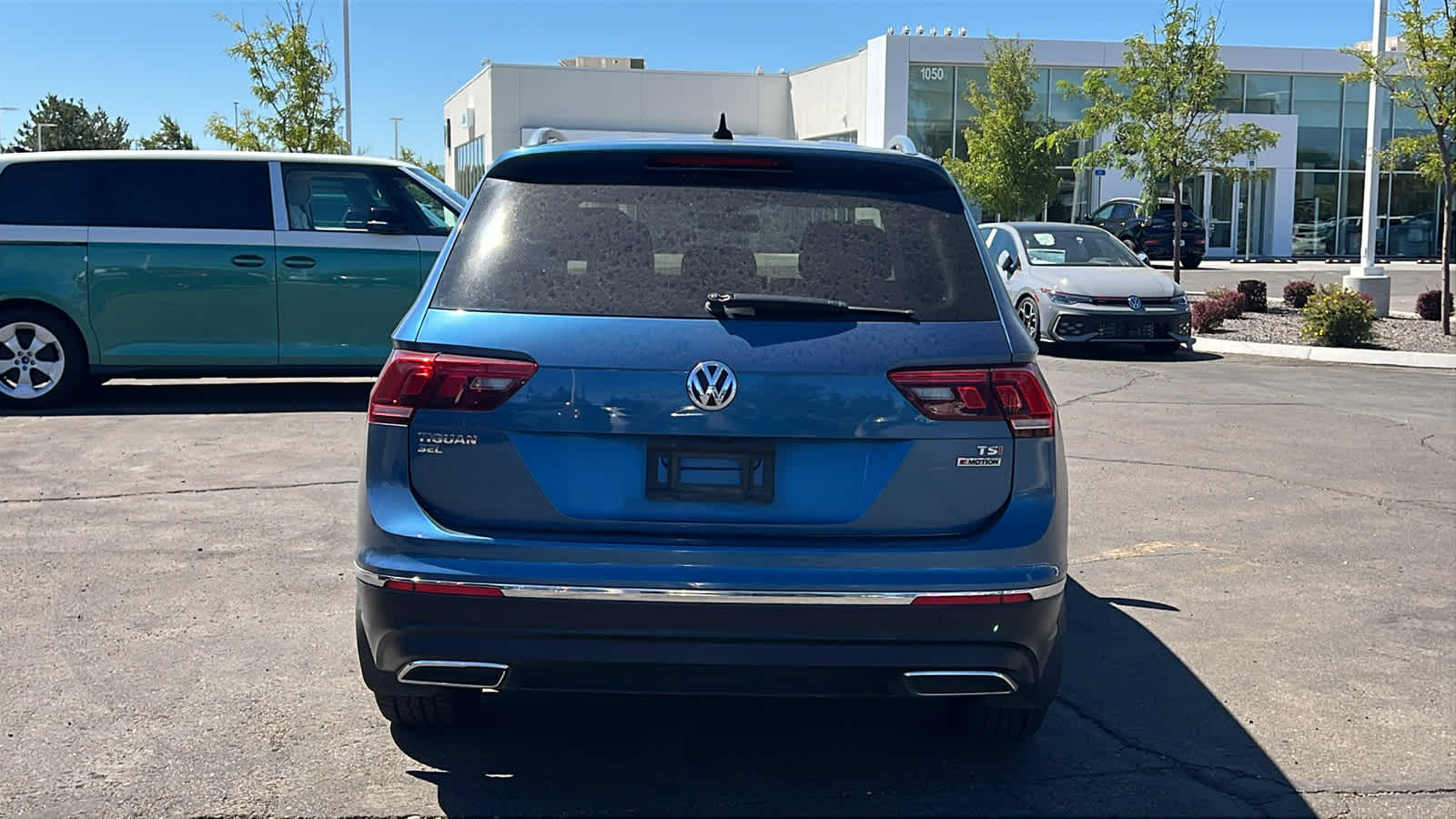 Thumbnail: 2018 Volkswagen Tiguan - 6