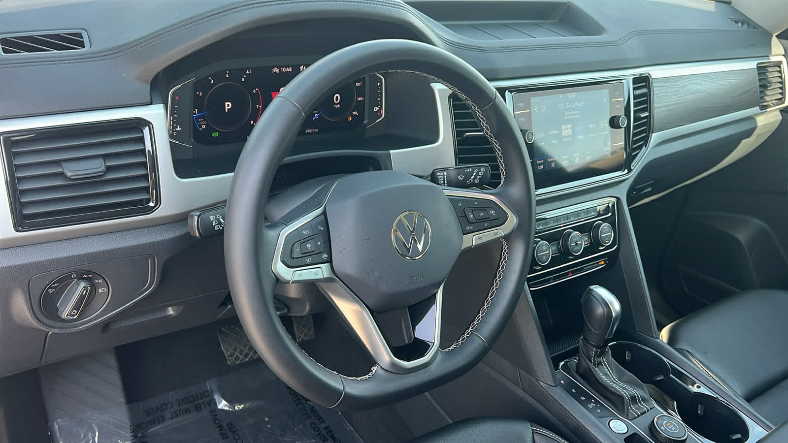 Thumbnail: 2023 Volkswagen Atlas - 10