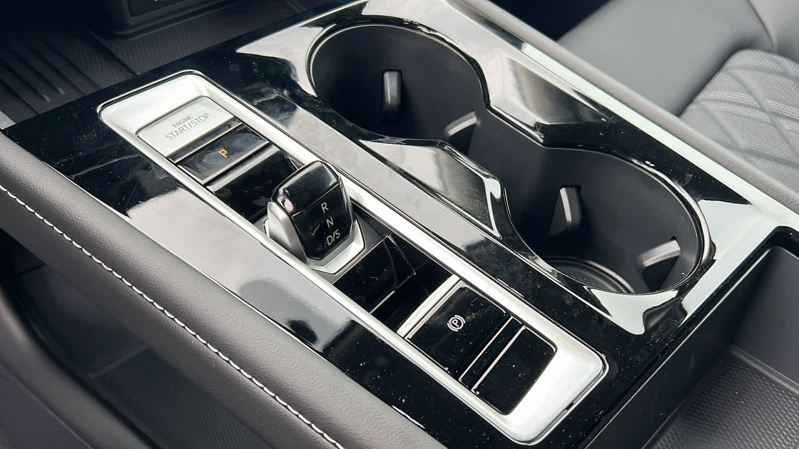 Thumbnail: 2026 Volkswagen Atlas - 13