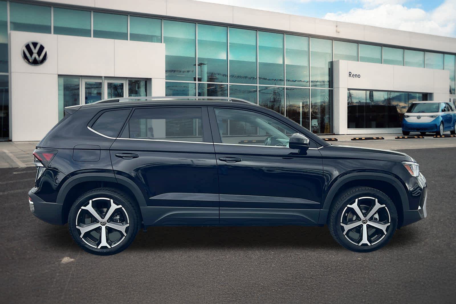 2025 Volkswagen Taos SEL photo 3