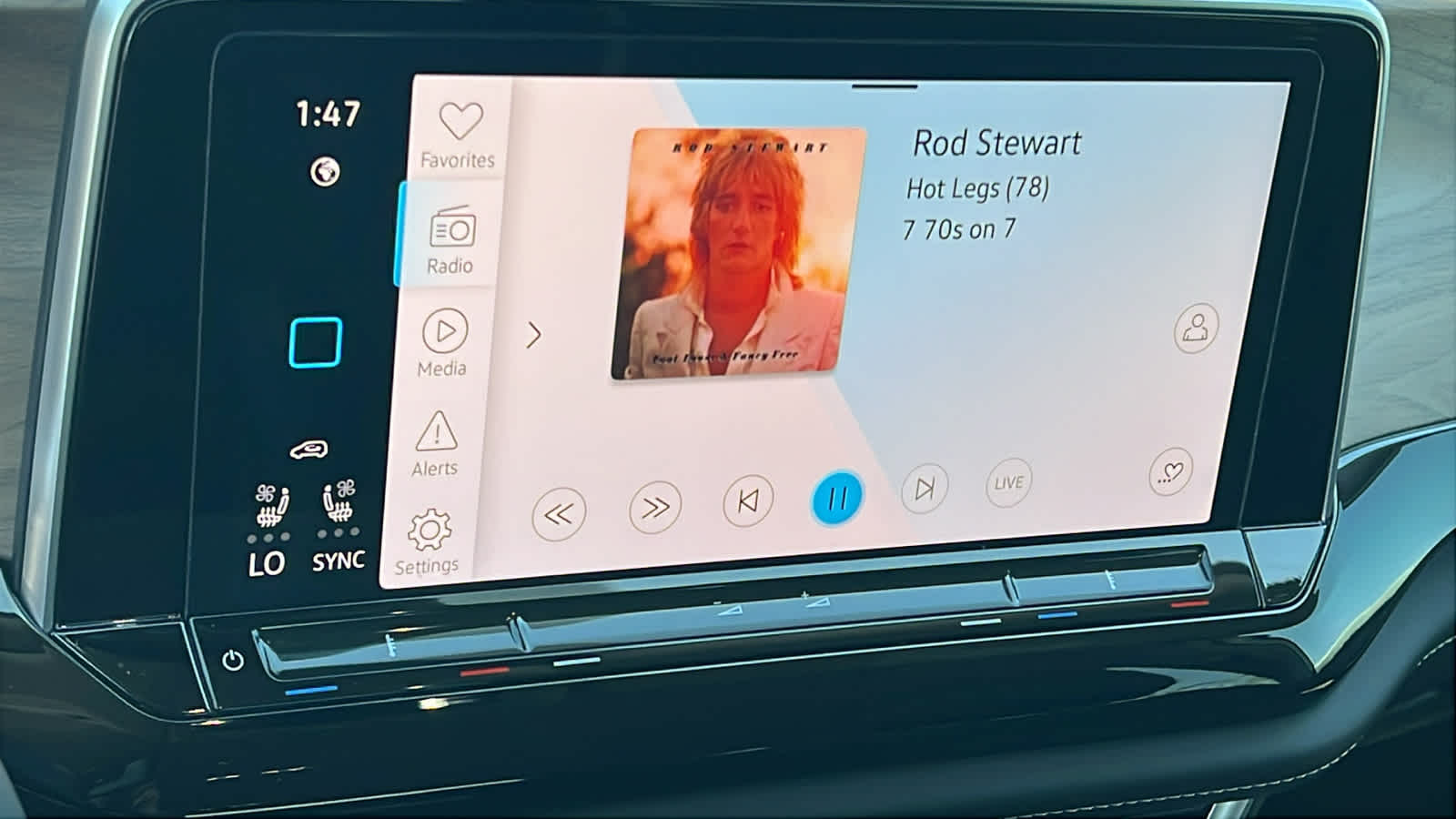 Thumbnail: 2024 Volkswagen Atlas - 15