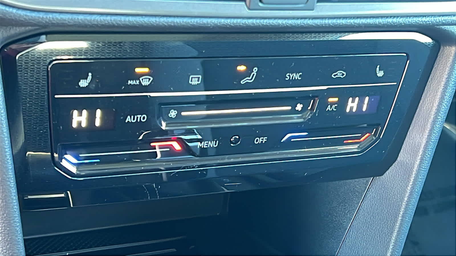 Thumbnail: 2026 Volkswagen Taos - 14