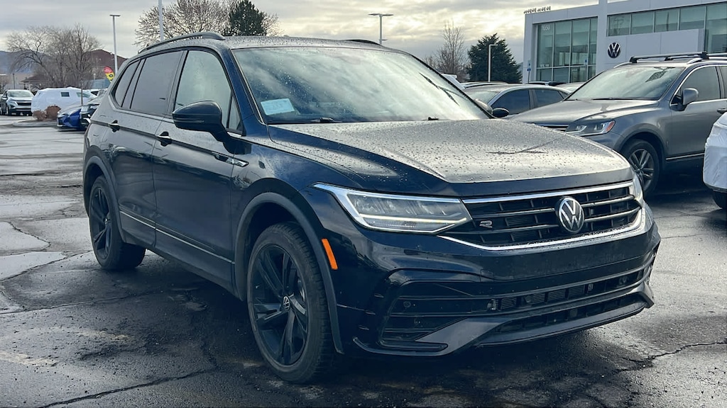 Used 2024 Volkswagen Tiguan SE R-Line Black SUV