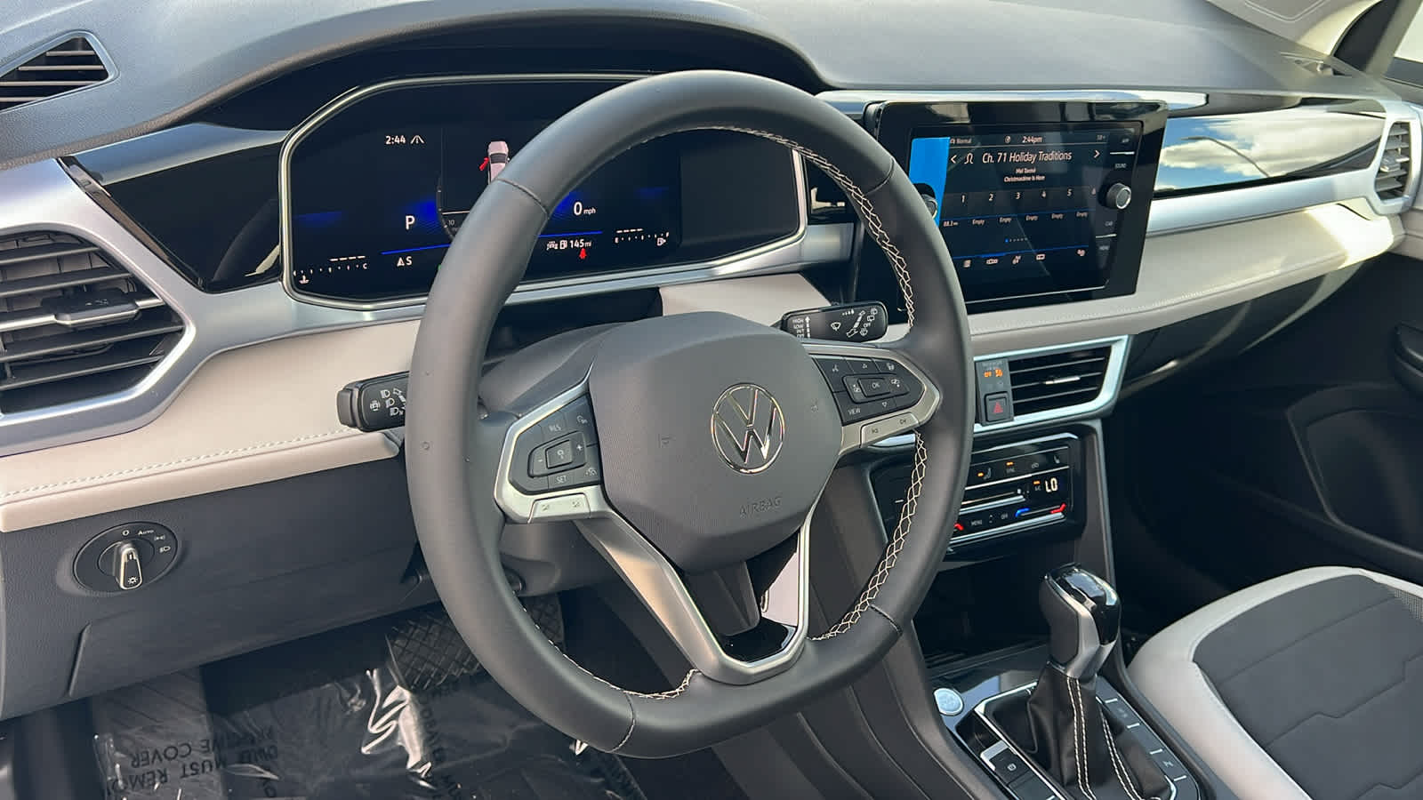 Thumbnail: 2026 Volkswagen Taos - 10