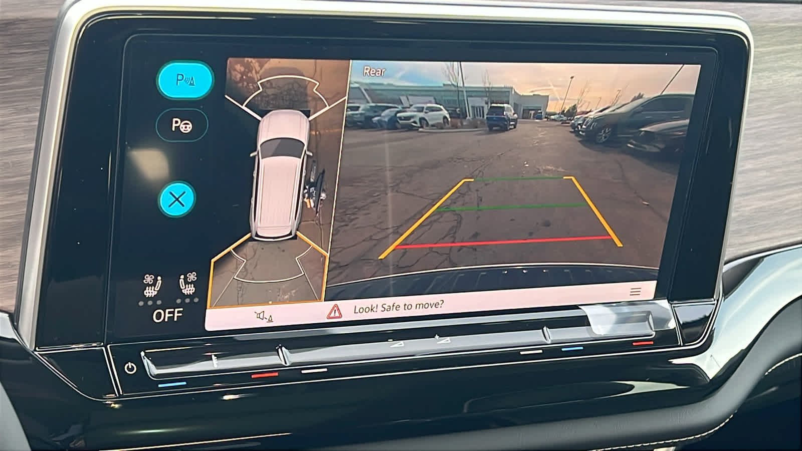 Thumbnail: 2026 Volkswagen Atlas - 16