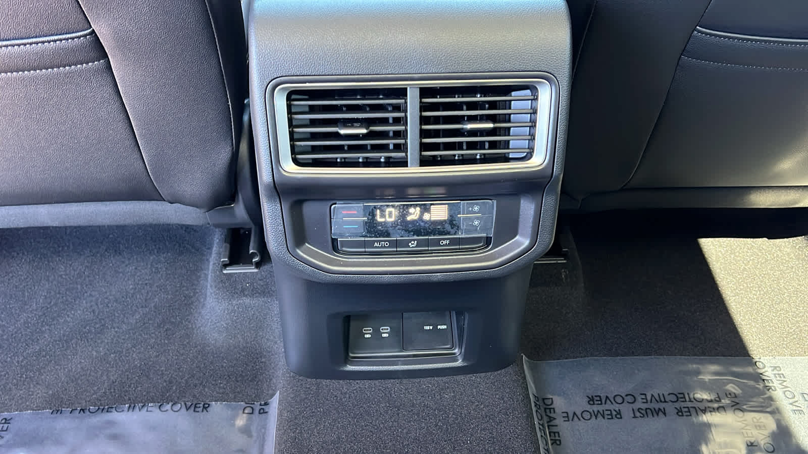 Thumbnail: 2026 Volkswagen Atlas - 25