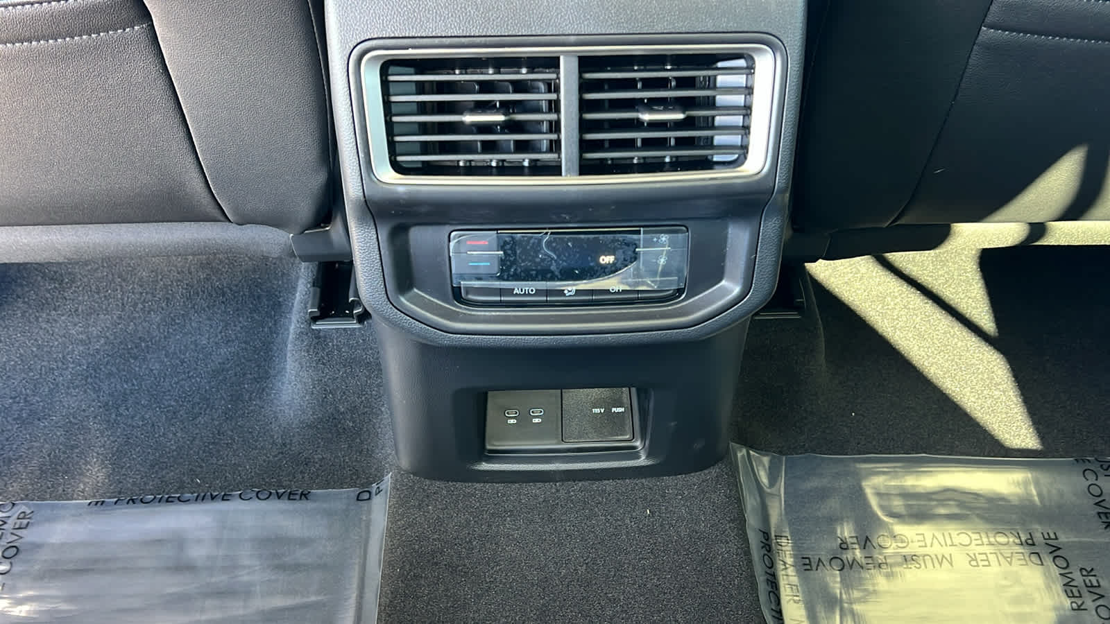 Thumbnail: 2026 Volkswagen Atlas - 25