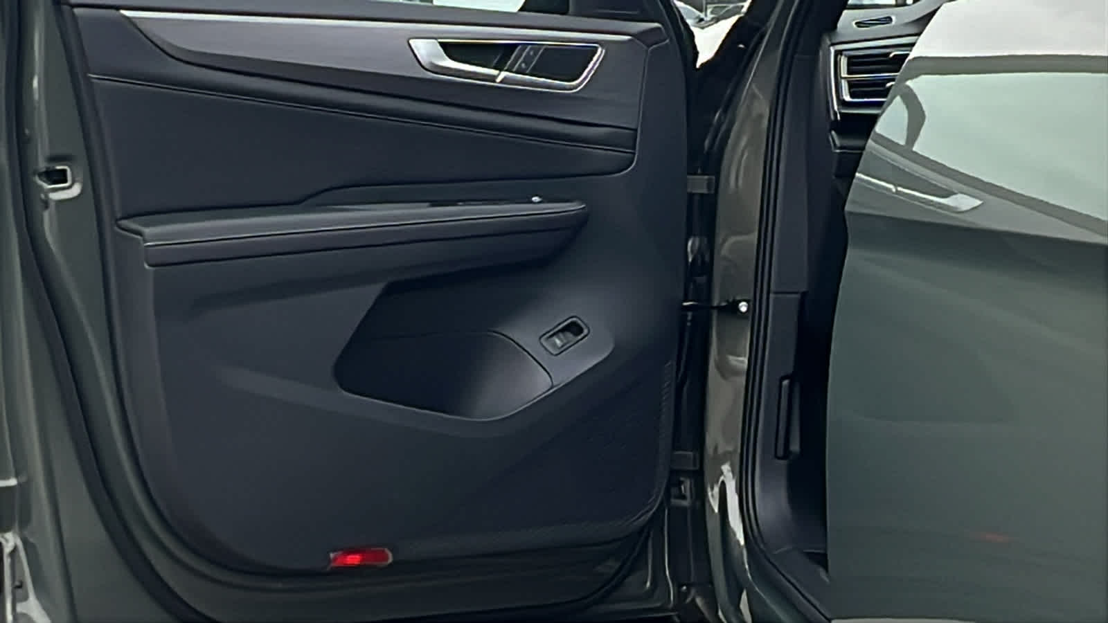 Thumbnail: 2026 Volkswagen Atlas - 23