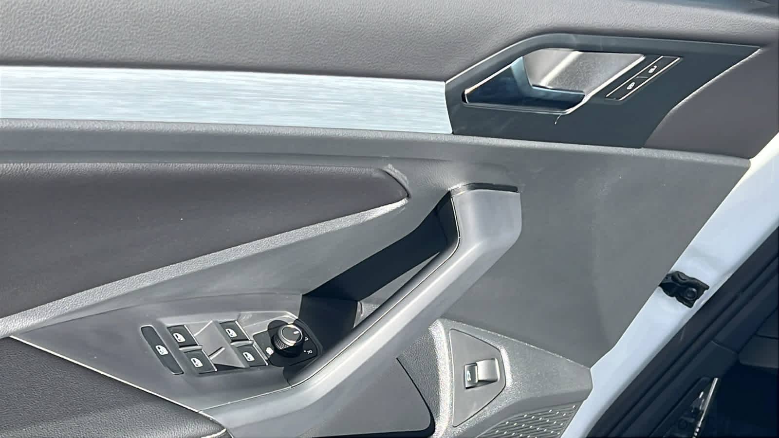 Thumbnail: 2026 Volkswagen Jetta - 22