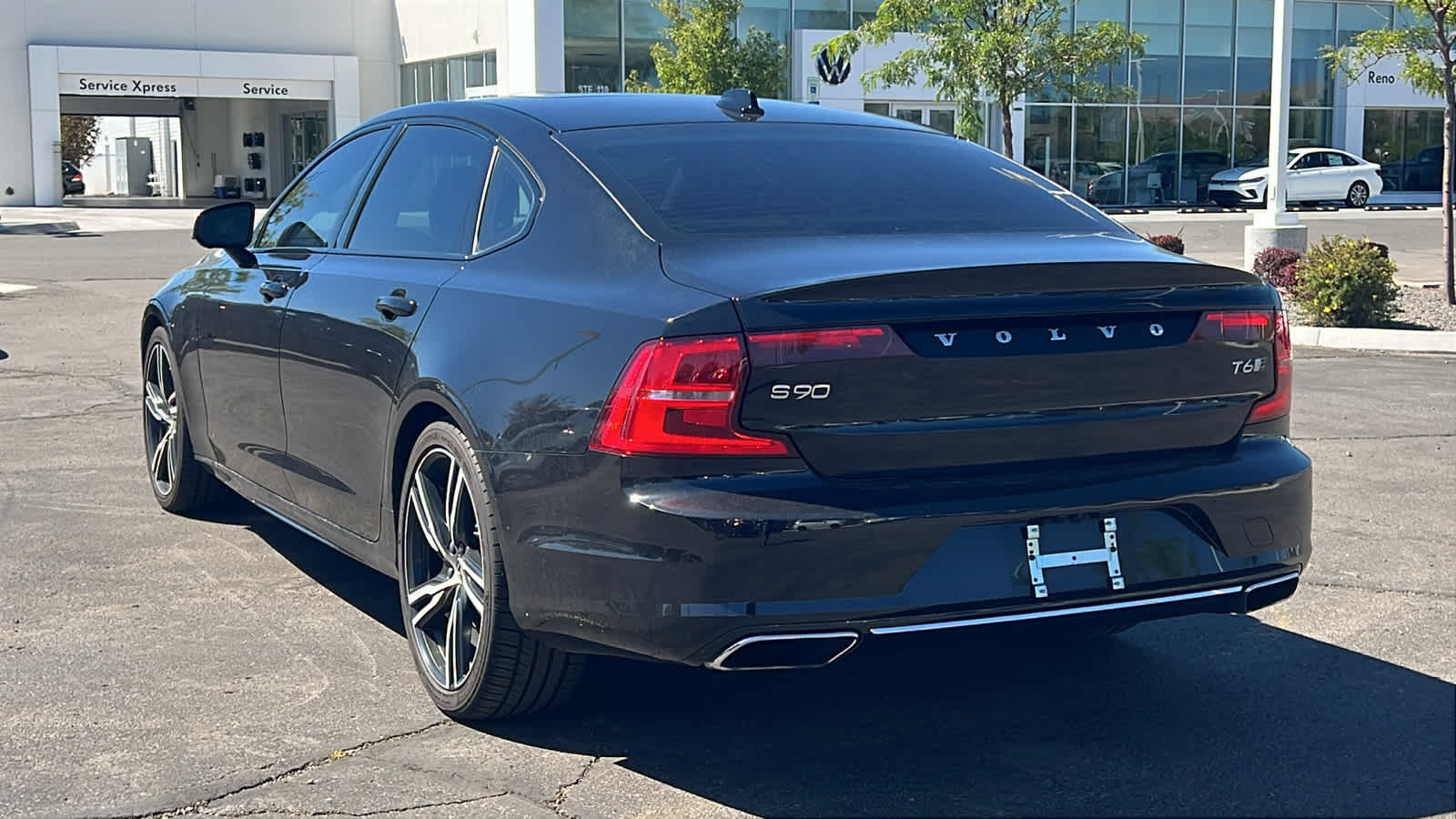 Thumbnail: 2020 Volvo S90 - 7
