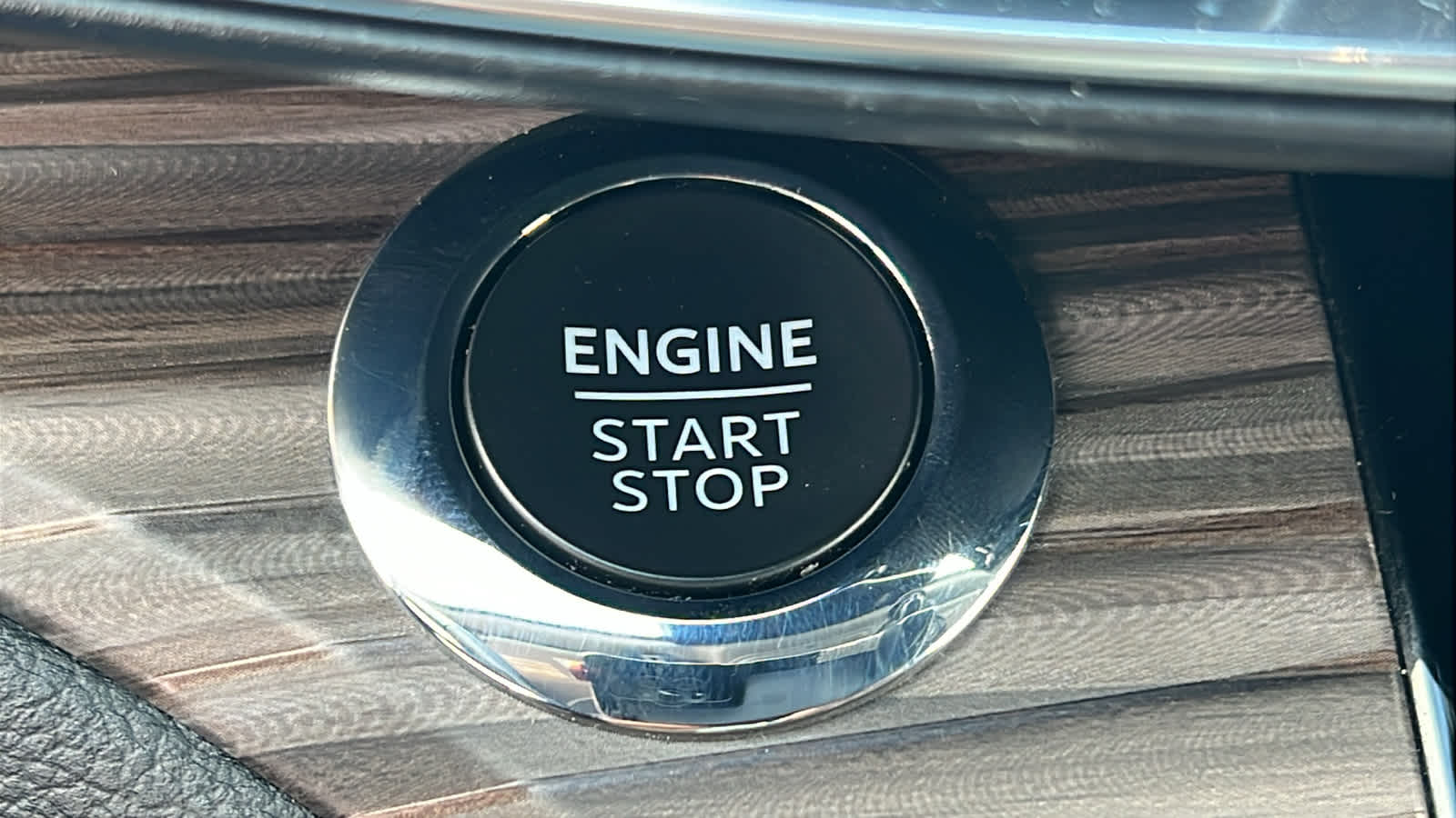 Thumbnail: 2022 Ford Explorer - 17